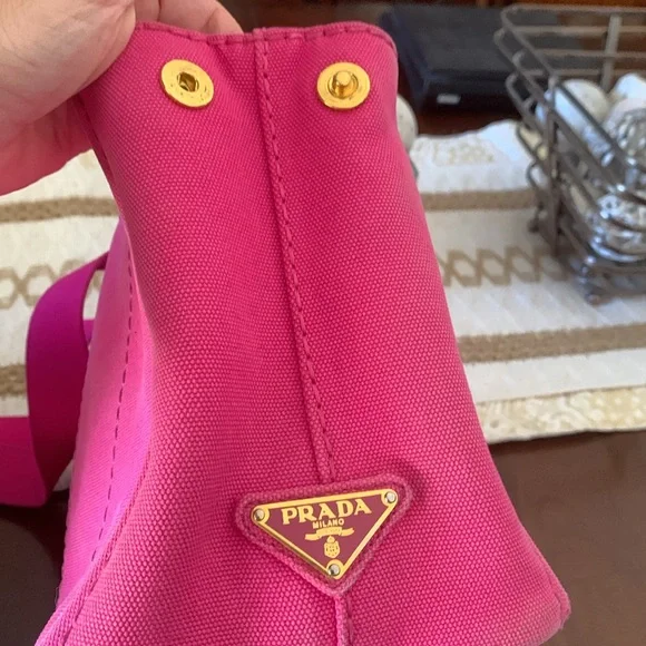 Authentic Prada bag - Picture 10 of 16